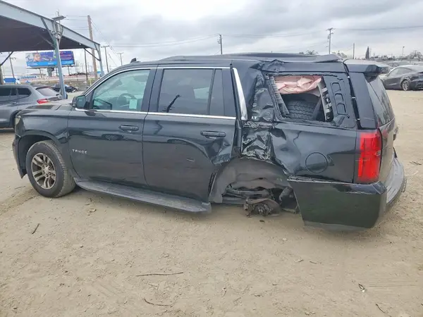 1GNSCBKC6HR163401 2017 CHEVROLET TAHOE - Image 2