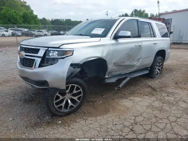 1GNSCBKC6HR301678 2017 CHEVROLET TAHOE - Image 2