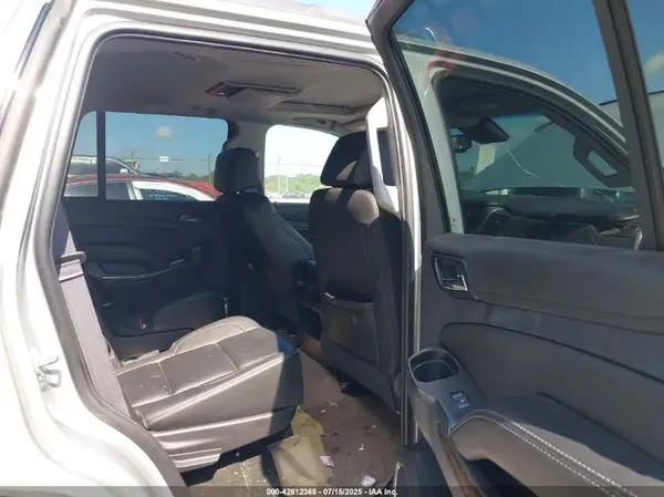 1GNSCBKC6HR400761 2017 CHEVROLET TAHOE - Image 8