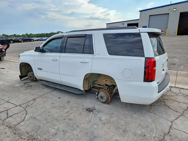 1GNSCBKC6JR224901 2018 CHEVROLET TAHOE - Image 2