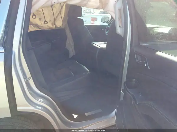 1GNSCBKC6JR263813 2018 CHEVROLET TAHOE - Image 8