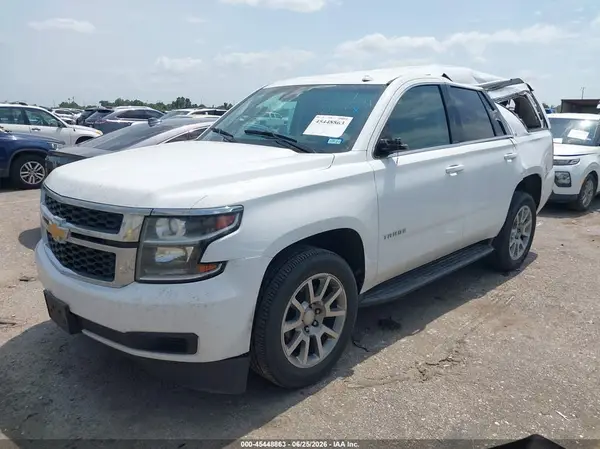 1GNSCBKC6JR276674 2018 CHEVROLET TAHOE - Image 2