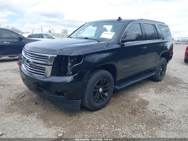 1GNSCBKC7HR157557 2017 CHEVROLET TAHOE - Image 2
