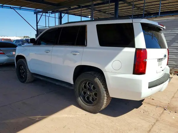 1GNSCBKC7HR205722 2017 CHEVROLET TAHOE - Image 2