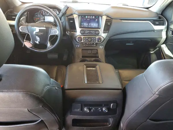 1GNSCBKC7HR205722 2017 CHEVROLET TAHOE - Image 8