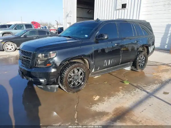 1GNSCBKC7HR246206 2017 CHEVROLET TAHOE - Image 2