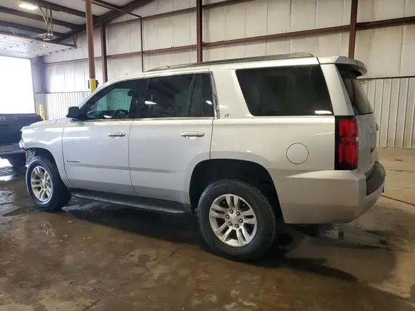 1GNSCBKC7HR407427 2017 CHEVROLET TAHOE - Image 2