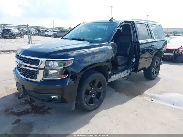 1GNSCBKC7JR387931 2018 CHEVROLET TAHOE - Image 2