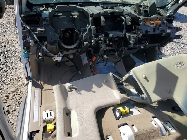 1GNSCBKC7KR263482 2019 CHEVROLET TAHOE - Image 8