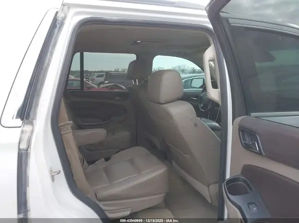 1GNSCBKC8GR239411 2016 CHEVROLET TAHOE - Image 8
