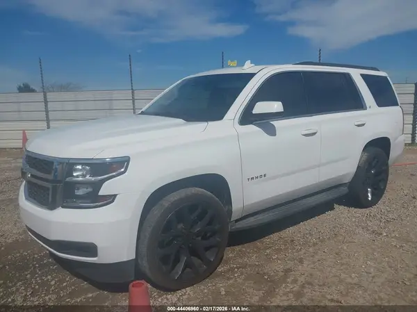 1GNSCBKC8GR442895 2016 CHEVROLET TAHOE - Image 2
