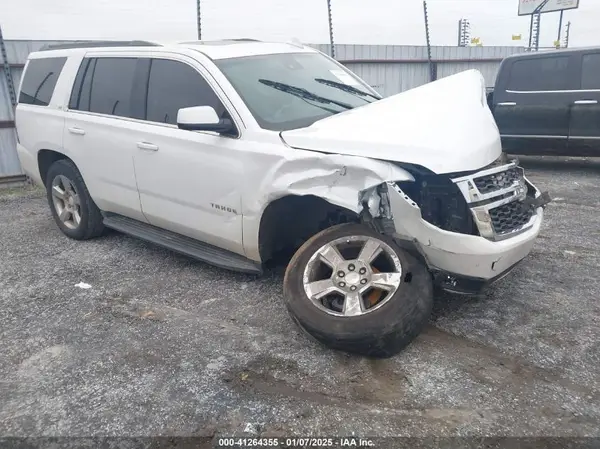1GNSCBKC8HR124132 2017 CHEVROLET TAHOE - Image 1