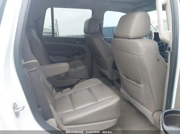 1GNSCBKC8HR124132 2017 CHEVROLET TAHOE - Image 8