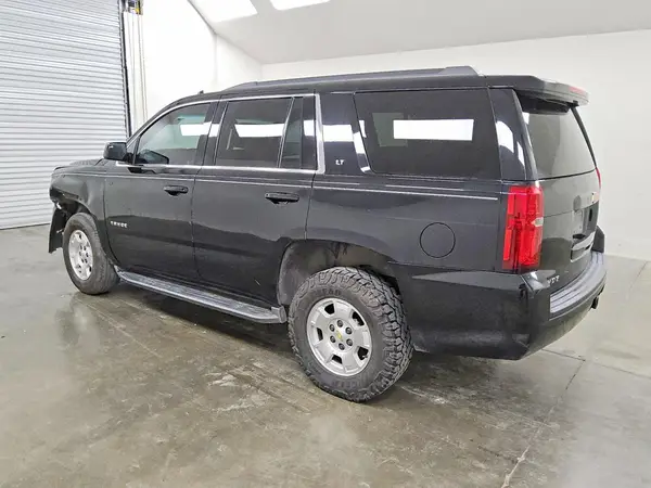 1GNSCBKC8HR162704 2017 CHEVROLET TAHOE - Image 2