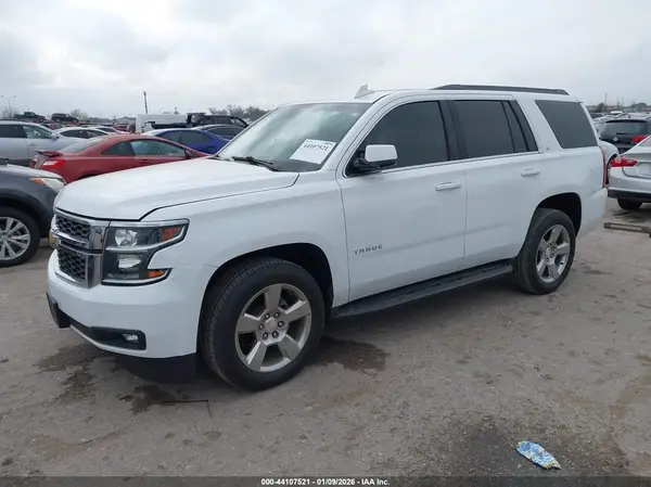 1GNSCBKC8HR231391 2017 CHEVROLET TAHOE - Image 2