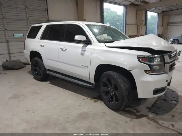 1GNSCBKC8HR231679 2017 CHEVROLET TAHOE - Image 1