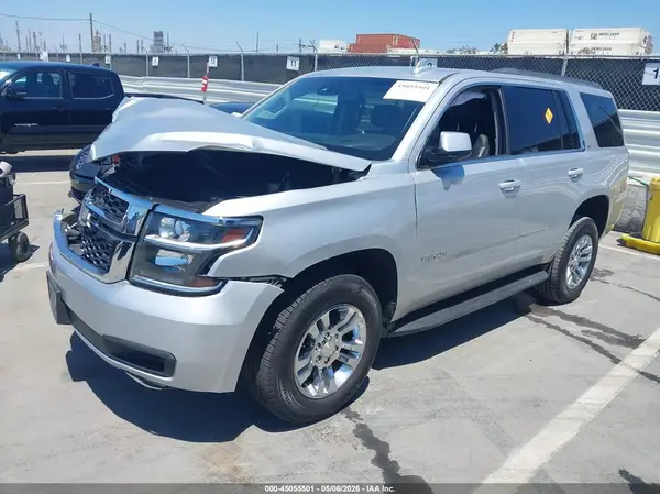 1GNSCBKC8HR237675 2017 CHEVROLET TAHOE - Image 2