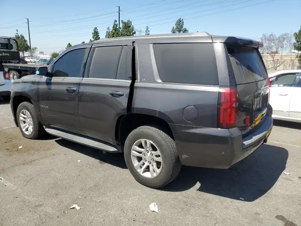 1GNSCBKC8HR256923 2017 CHEVROLET TAHOE - Image 2