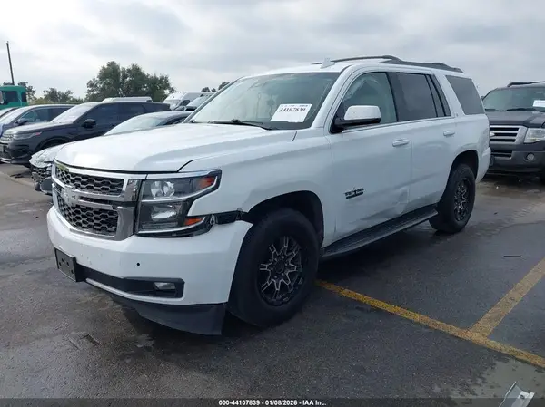 1GNSCBKC8HR281014 2017 CHEVROLET TAHOE - Image 2
