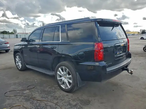 1GNSCBKC8HR299500 2017 CHEVROLET TAHOE - Image 2