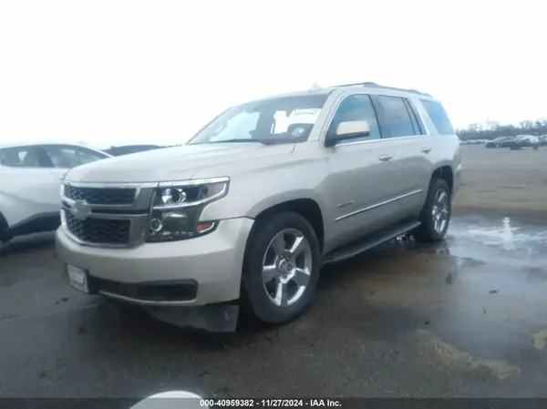 1GNSCBKC8HR355712 2017 CHEVROLET TAHOE - Image 2