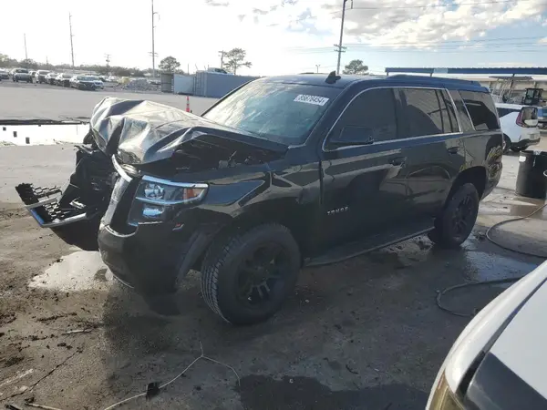 1GNSCBKC8HR360599 2017 CHEVROLET TAHOE - Image 1