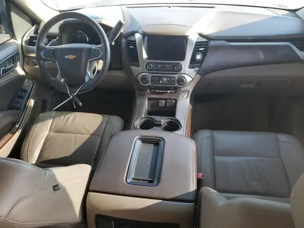 1GNSCBKC8HR360599 2017 CHEVROLET TAHOE - Image 8