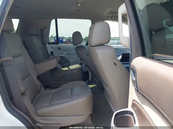 1GNSCBKC8HR371215 2017 CHEVROLET TAHOE - Image 8