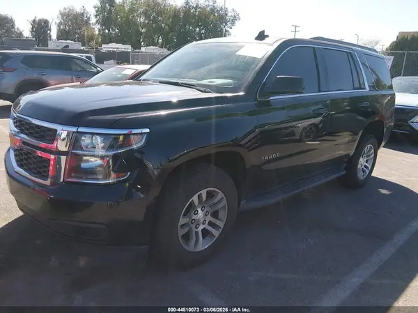1GNSCBKC8JR147044 2018 CHEVROLET TAHOE - Image 2