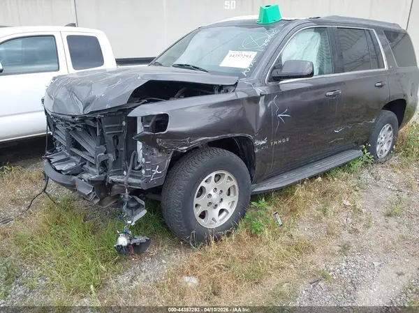1GNSCBKC8JR235432 2018 CHEVROLET TAHOE - Image 2