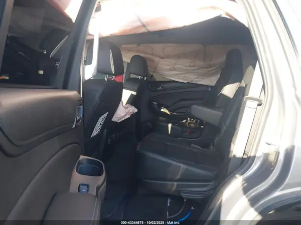 1GNSCBKC8JR257379 2018 CHEVROLET TAHOE - Image 8