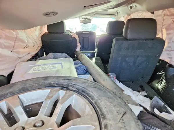 1GNSCBKC8JR267569 2018 CHEVROLET TAHOE - Image 8