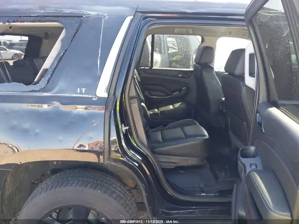 1GNSCBKC9HR208234 2017 CHEVROLET TAHOE - Image 8