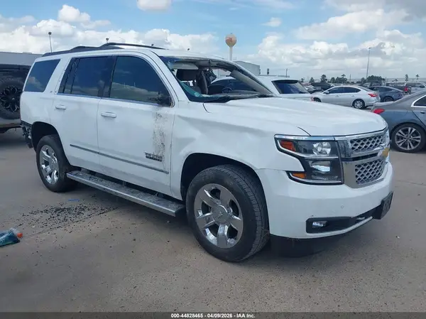 1GNSCBKC9HR208461 2017 CHEVROLET TAHOE - Image 1