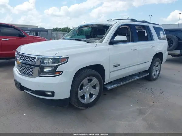 1GNSCBKC9HR208461 2017 CHEVROLET TAHOE - Image 2