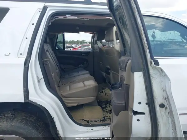 1GNSCBKC9HR208461 2017 CHEVROLET TAHOE - Image 8