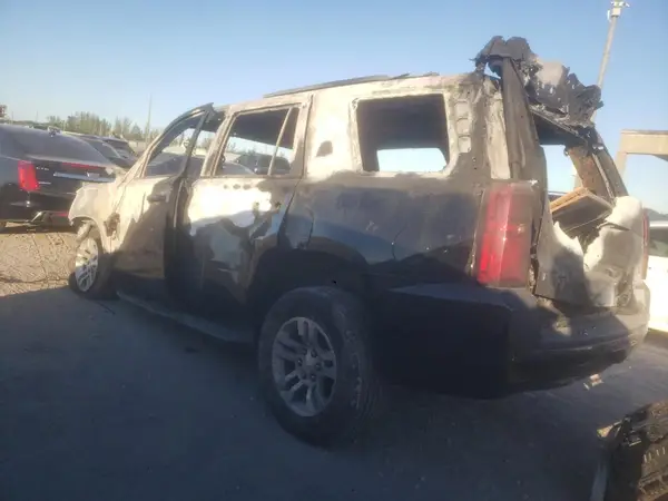 1GNSCBKC9JR112061 2018 CHEVROLET TAHOE - Image 2