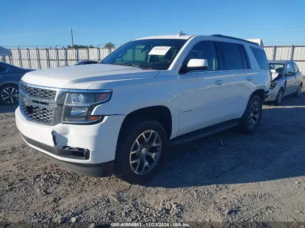 1GNSCBKCXHR138873 2017 CHEVROLET TAHOE - Image 2