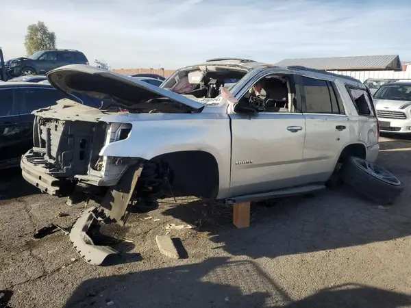 1GNSCBKCXHR301702 2017 CHEVROLET TAHOE - Image 1