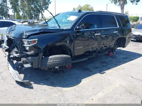 1GNSCBKCXHR332030 2017 CHEVROLET TAHOE - Image 2