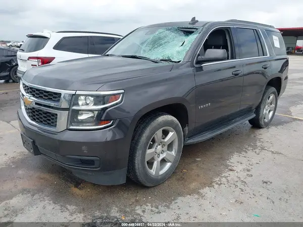 1GNSCBKCXHR394415 2017 CHEVROLET TAHOE - Image 2