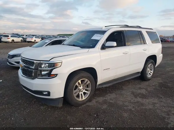 1GNSCBKCXHR407535 2017 CHEVROLET TAHOE - Image 2