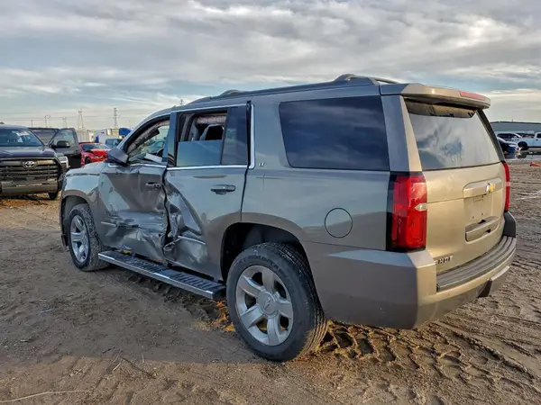 1GNSCBKCXJR296006 2018 CHEVROLET TAHOE - Image 2