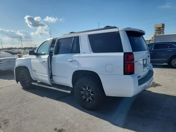 1GNSCBKCXJR395537 2018 CHEVROLET TAHOE - Image 2