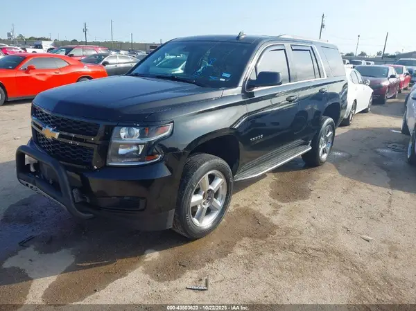 1GNSCBKCXKR127444 2019 CHEVROLET TAHOE - Image 2