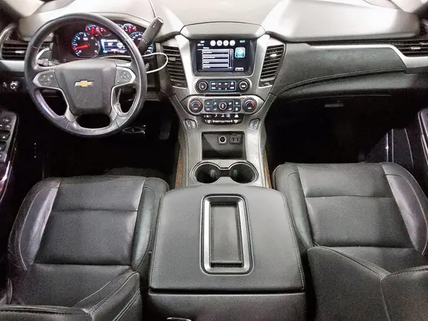 1GNSCBKCXKR135642 2019 CHEVROLET TAHOE - Image 8