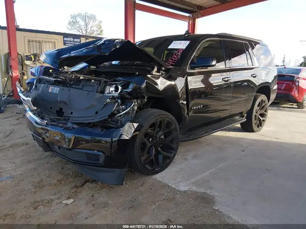 1GNSCBKCXKR143689 2019 CHEVROLET TAHOE - Image 2
