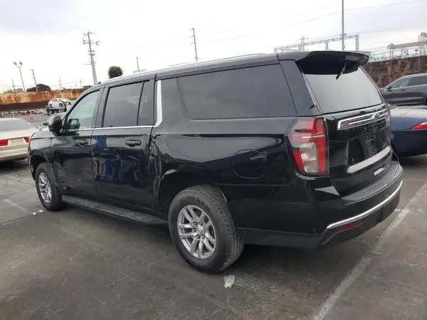1GNSCBKD2PR245004 2023 CHEVROLET SUBURBAN - Image 2