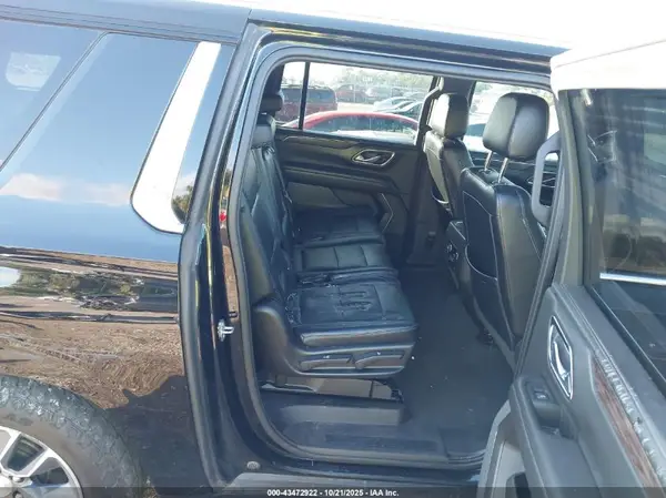 1GNSCBKD3MR239918 2021 CHEVROLET SUBURBAN - Image 8
