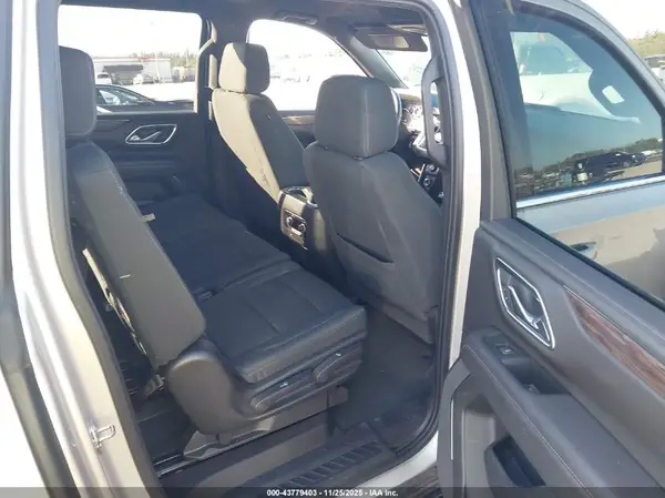 1GNSCBKD4MR236820 2021 CHEVROLET SUBURBAN - Image 8